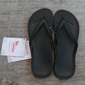 Brand New Archie's Size 7 Black Flip Flops Sandals